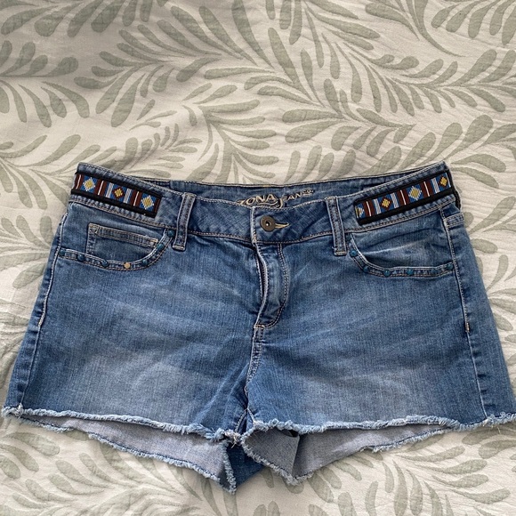 Arizona Jean Company Pants - Arizona Jean Company Blue Denim Cutoff Shorts with Patterned Waistband